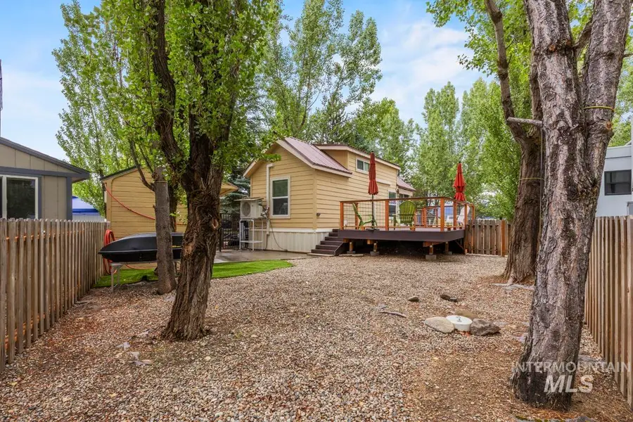 10 P Street, Cascade, ID 83611 - #3