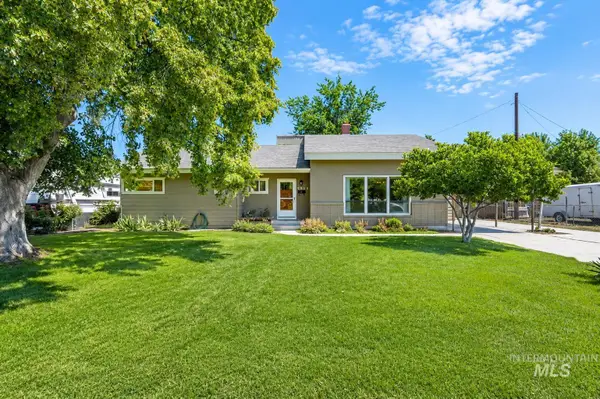 7634 W Cambridge Dr, Boise, ID 83704