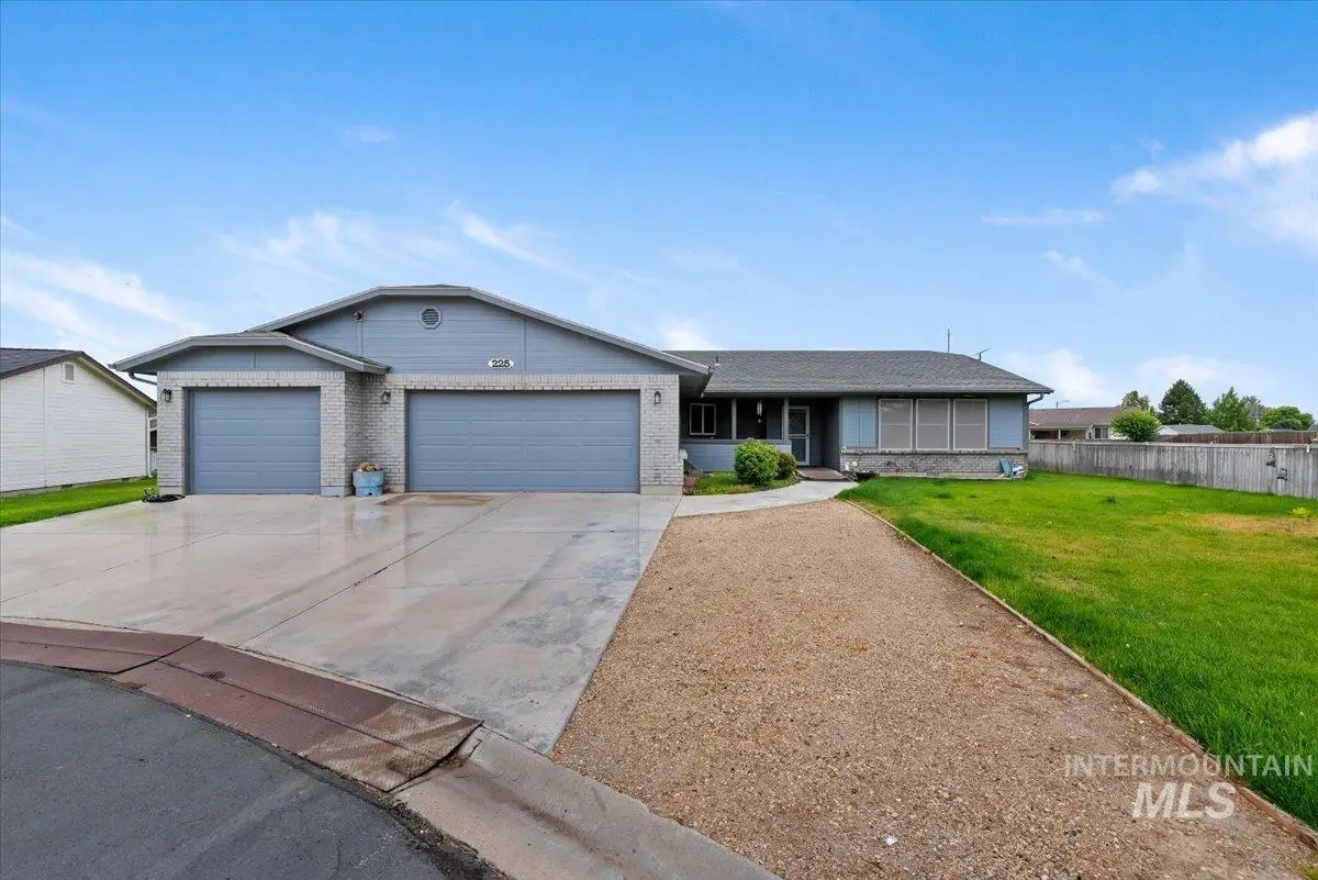 1100 Burnett Dr #225, Nampa, ID 83651 - #1