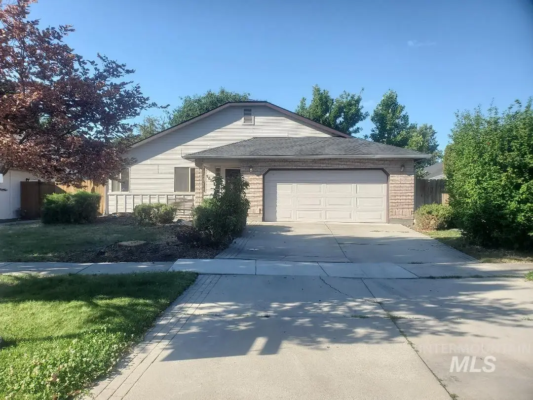 1681 E Laurelwood, Eagle, ID 83616 - #1
