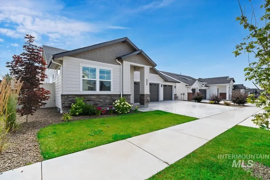698 N Morning Glory Avenue, Eagle, ID 83616 - #3