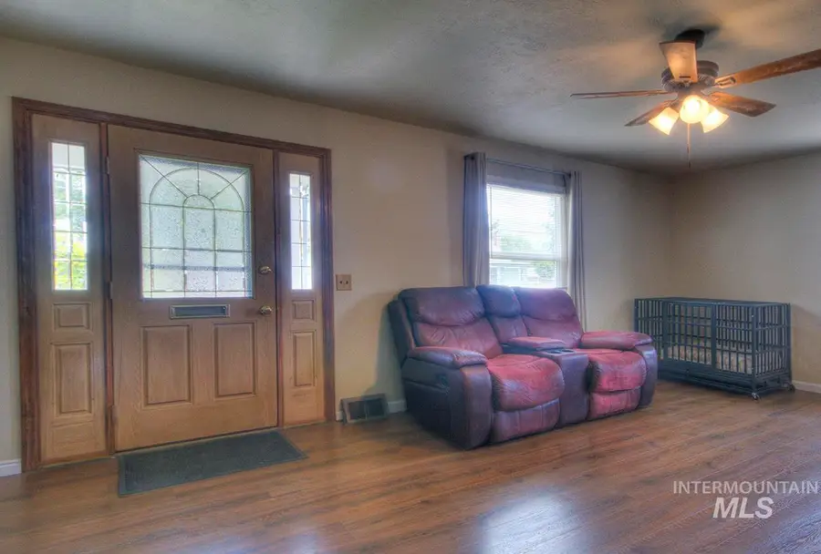 351 W Main Street South, Vale, OR 97918 - #3