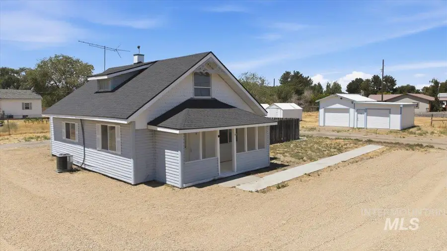 2415 Canyon Creek Rd, Mountain Home, ID 83647 - #3