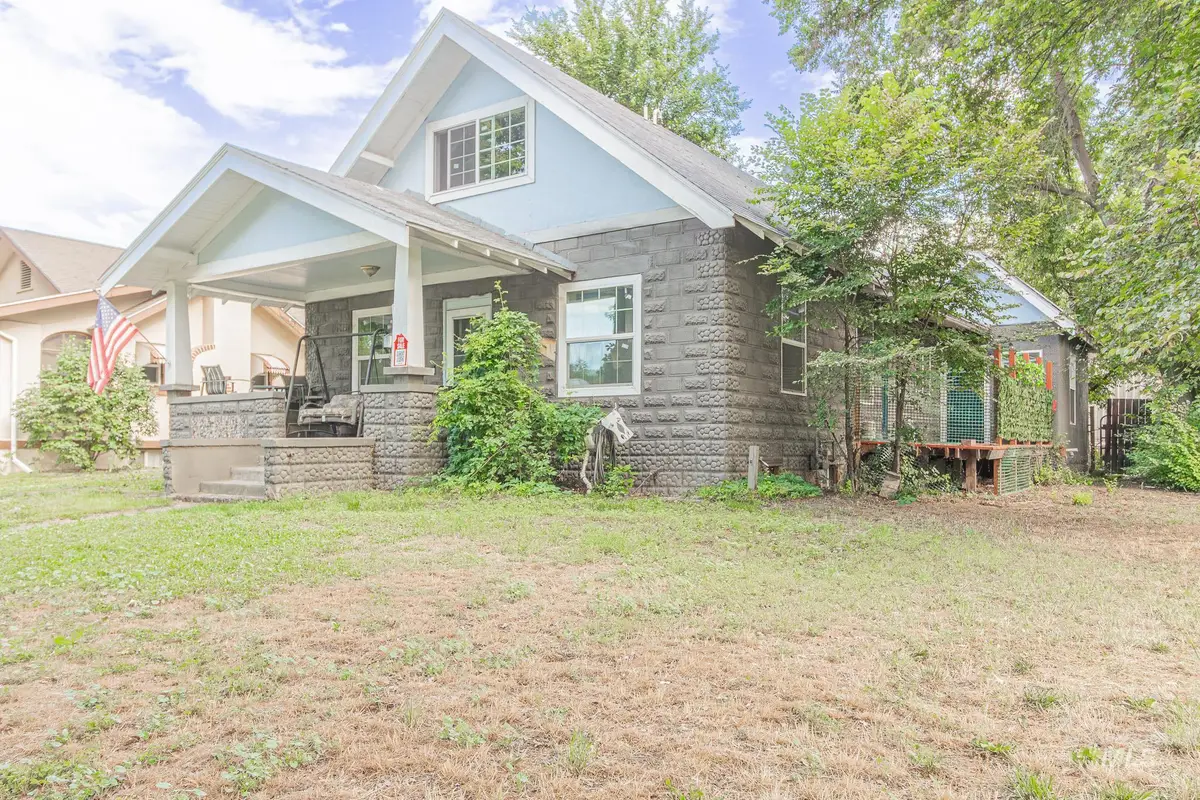 806 9th Ave., Lewiston, ID 83501 - #1