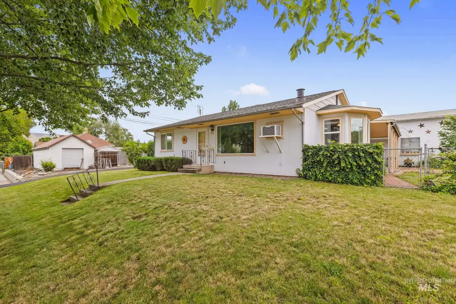 1721 3rd Street, Lewiston, ID 83501 - #2