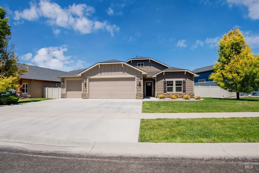 4433 S Lava Springs Loop, Nampa, ID 83686 - #2