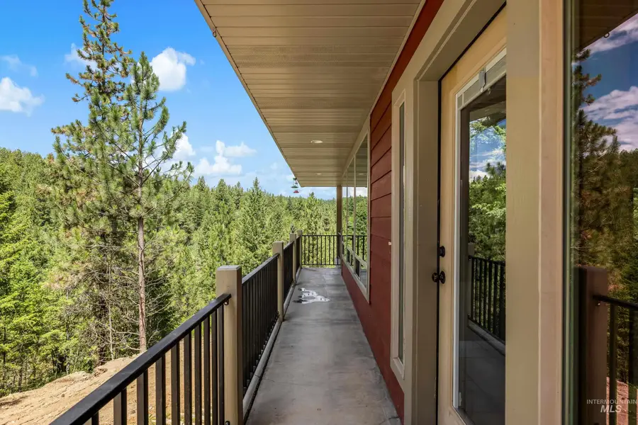 92 Cruickshank Rd, Horseshoe Bend, ID 83629 - #3