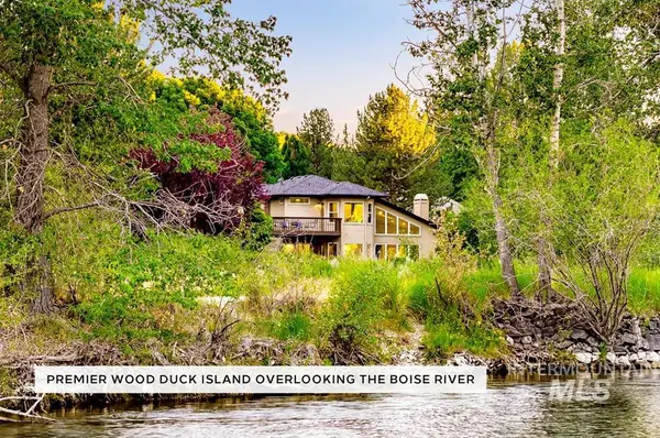 3198 E Rivernest Dr, Boise, ID 83706