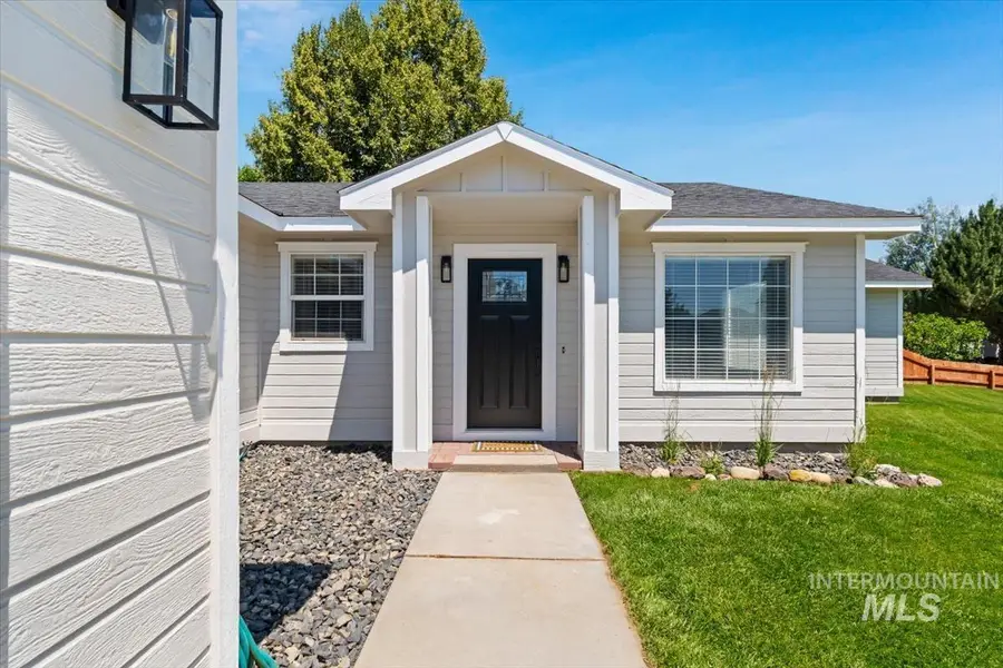 291 S Neskowin Way, Eagle, ID 83616 - #3