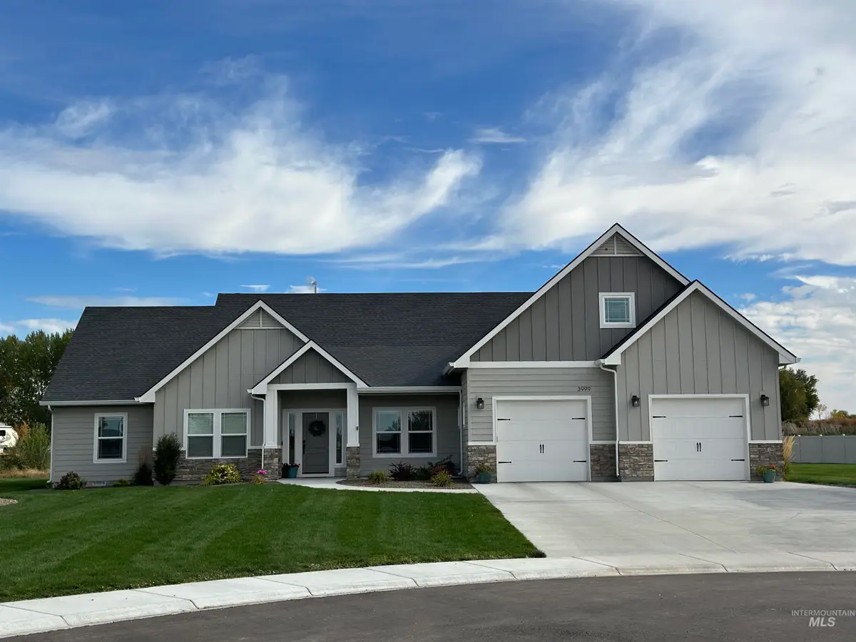 4007 E Briggs Ct, Nampa, ID 83686 - #1