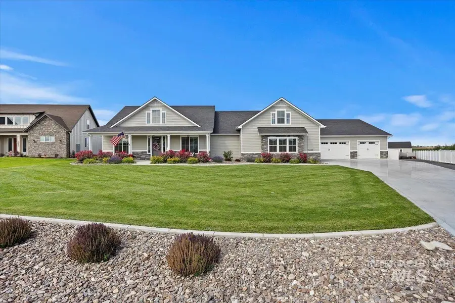 3833 Susan Cir W, Hansen, ID 83334 - #2