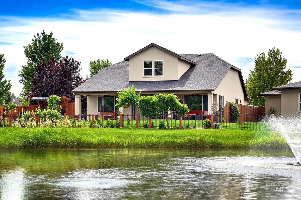 220 S Wildgrass, Star, ID 83669 - #1