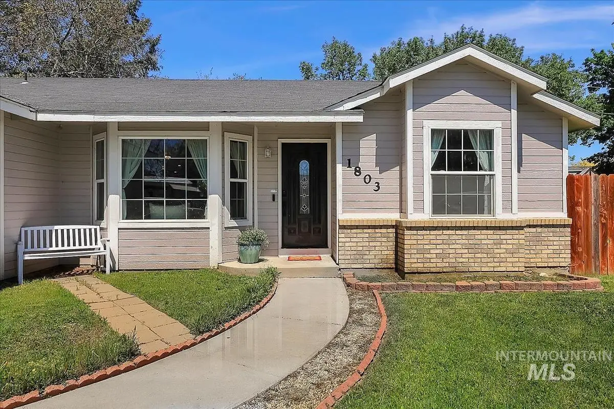 1803 Poplar St, Caldwell, ID 83605 - #1
