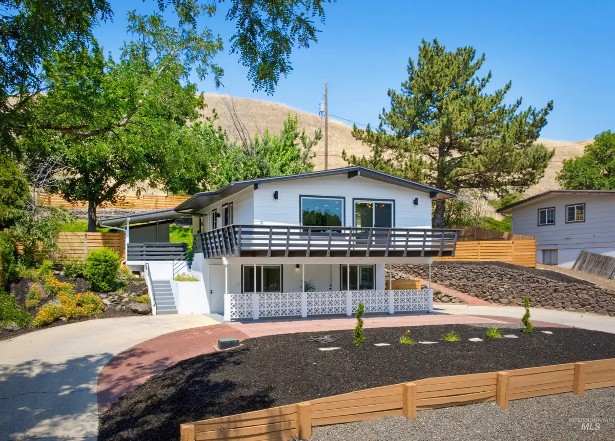 2831 N Bogus Basin Rd, Boise, ID 83702 - #1
