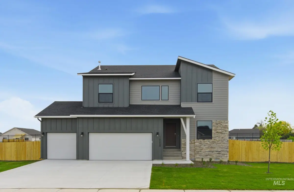 3795 E White Plains St, Nampa, ID 83686 - #1