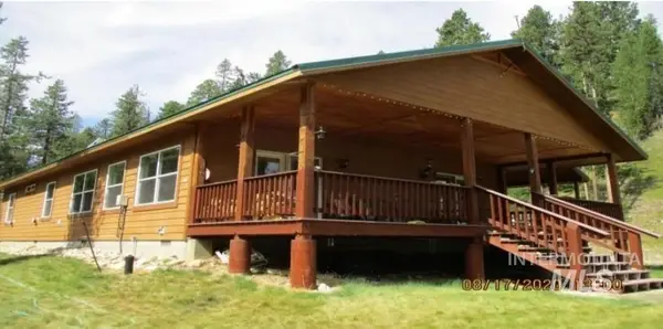 17567 Edwardsburg Rd, Cascade, ID 83611