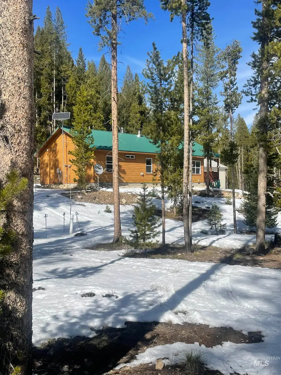 17567 Edwardsburg Rd, Cascade, ID 83611 - #2