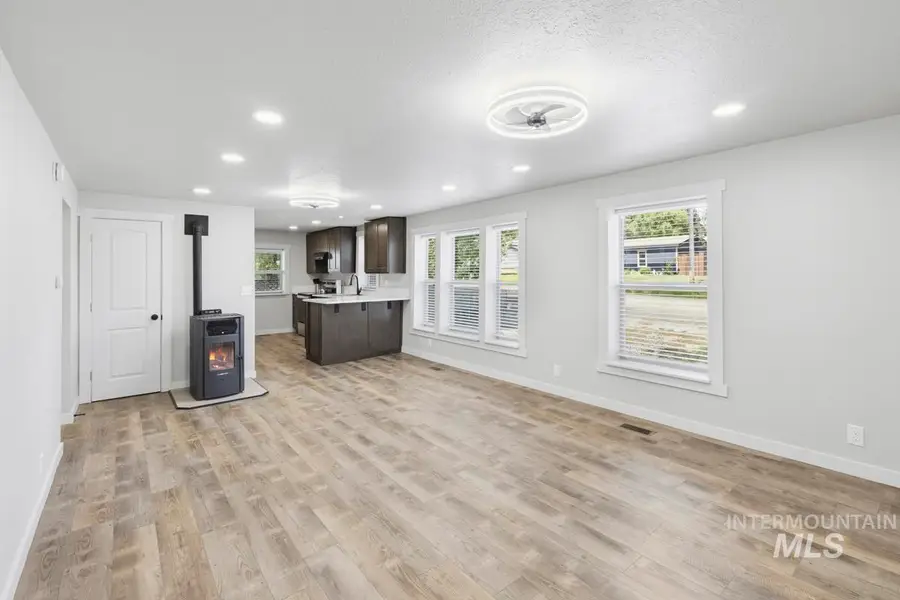 311 N School Street, Cascade, ID 83611 - #3
