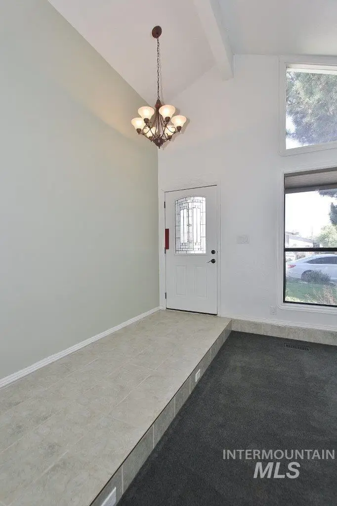 163 E Gettysburg St, Boise, ID 83706 - #2