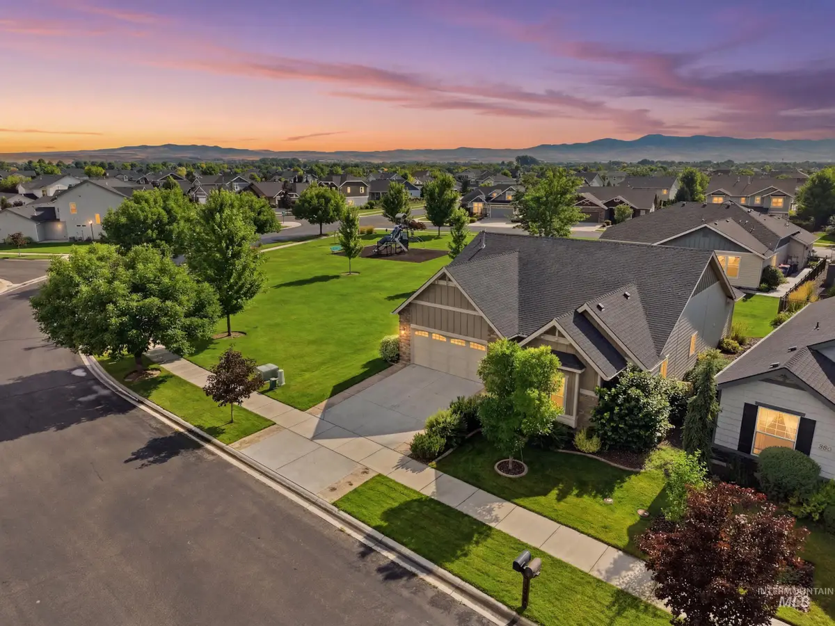 1010 N Chastain Lane, Eagle, ID 83616 - #1