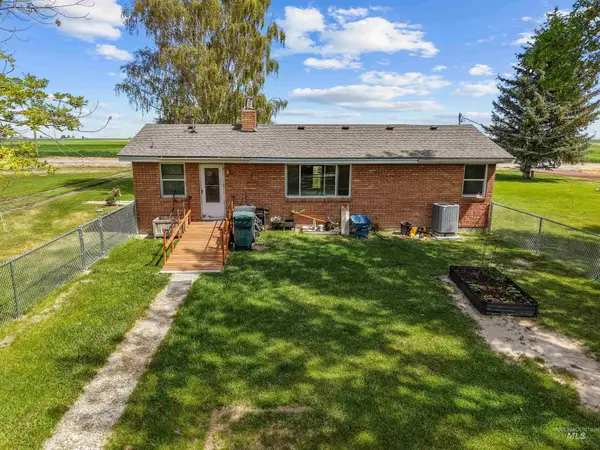 571 E 800 N, Rupert, ID 83350