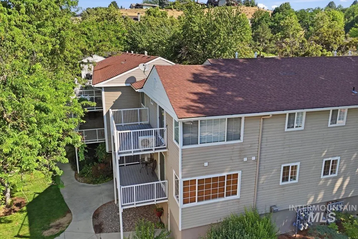 307 W Village, Boise, ID 83702 - #1