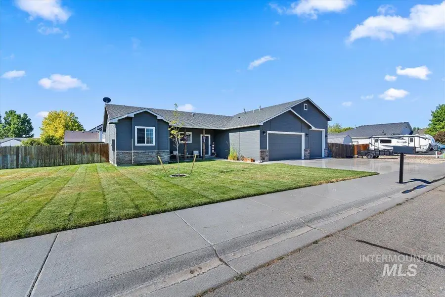 255 NE Greystone, Mountain Home, ID 83647 - #3