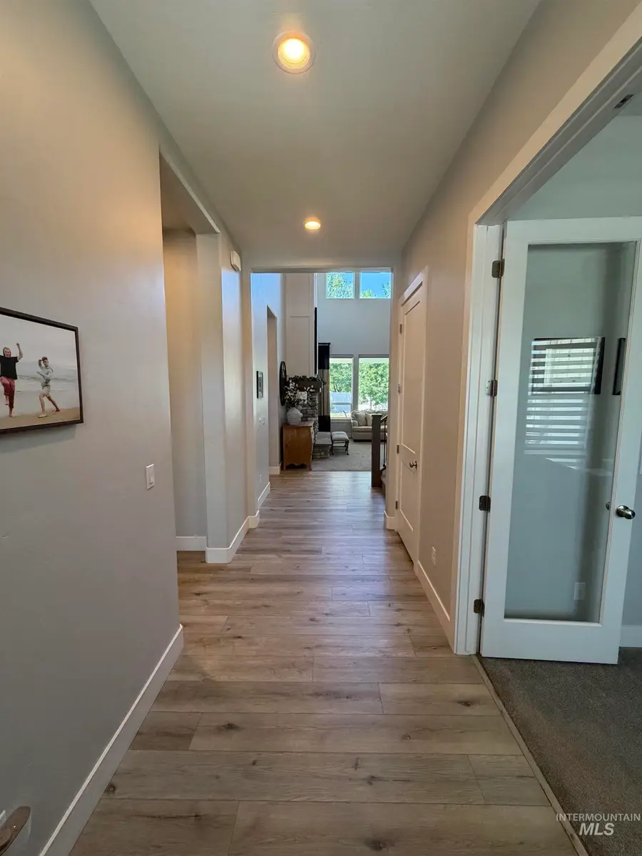 2624 E Lawton Drive, Meridian, ID 83642 - #2