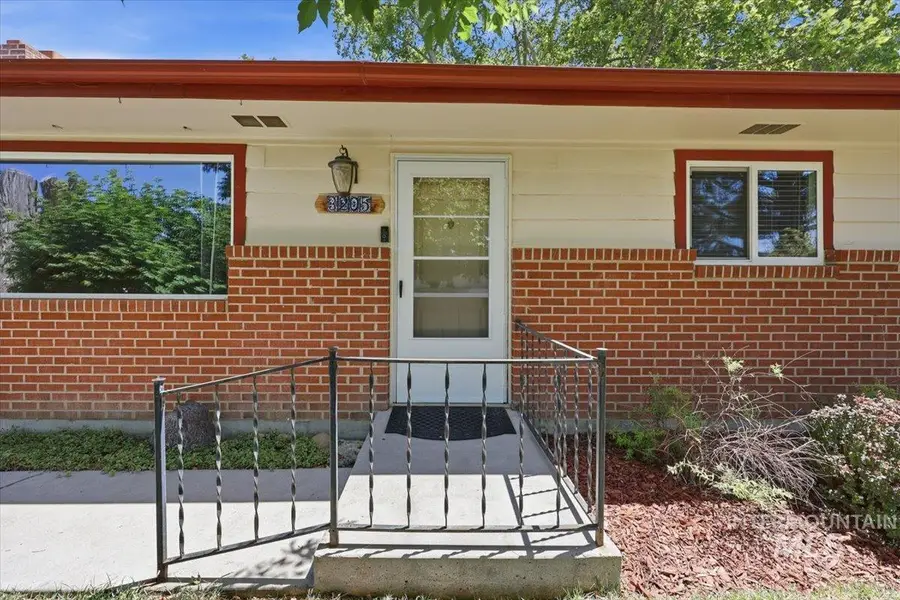 3205 College Ave, Caldwell, ID 83605 - #3