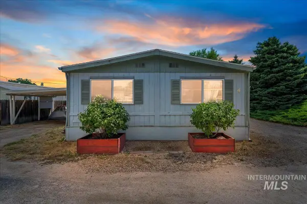 302 41st #4, Garden City, ID 83714