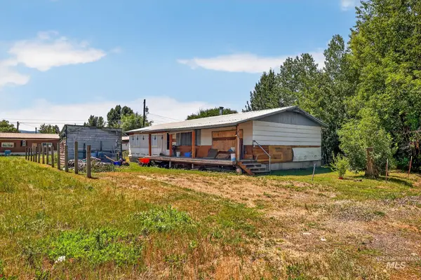 213 Katherine St, New Meadows, ID 83654