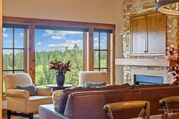 75 Arling Center Ct #415, Donnelly, ID 83615