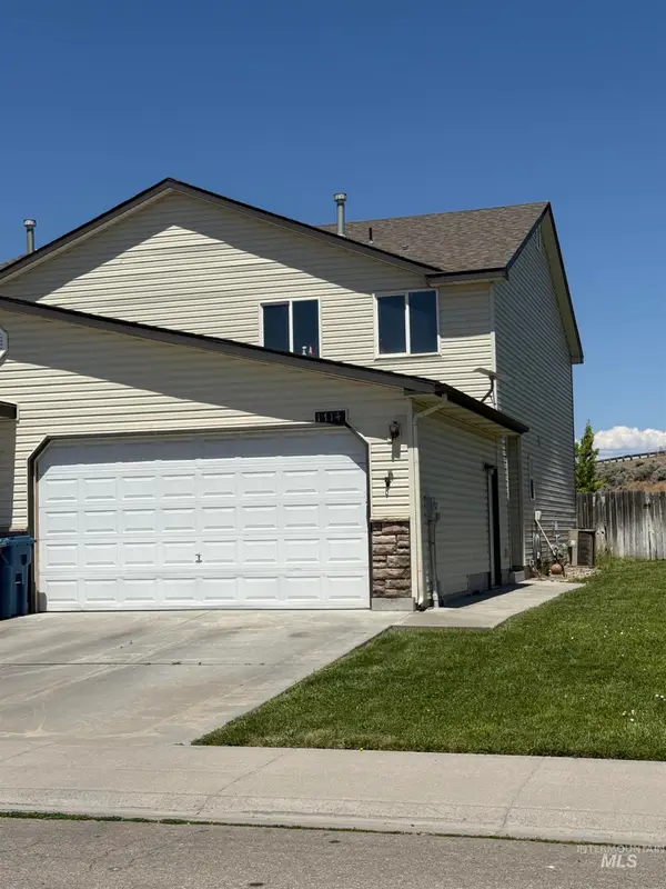 1714 Cinder Loop, Mountain Home, ID 83647