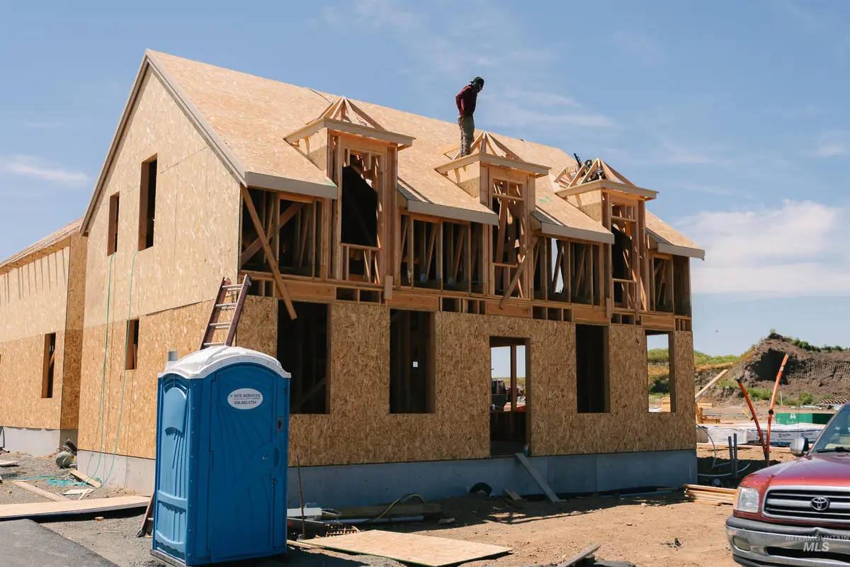 1633 Primrose Ct #9 "lucent", Moscow, ID 83843 - #1