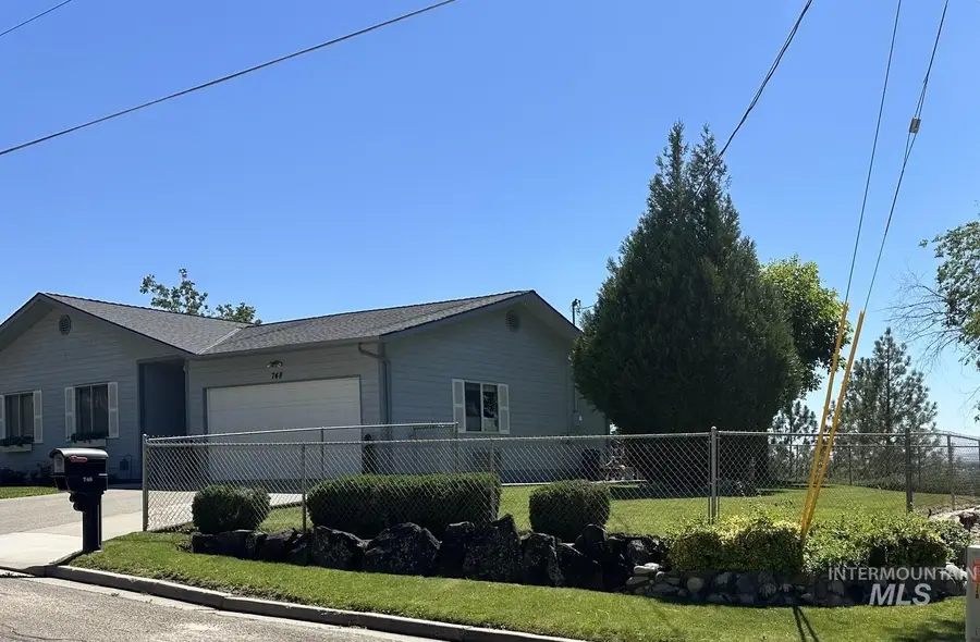 748 Hughes Dr, Payette, ID 83661 - #3