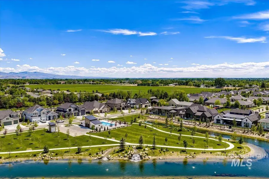 2398 N Serveriano Ave, Eagle, ID 83616 - #2