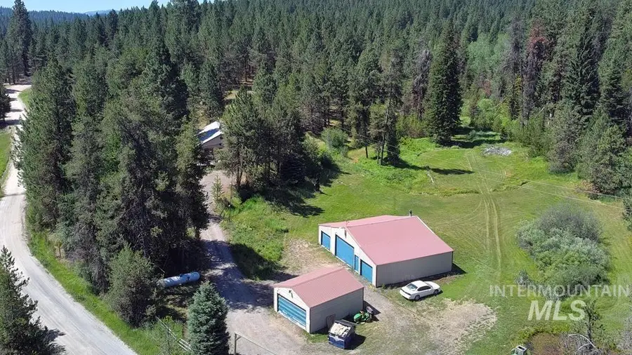10525 Skunk Creek Rd, Cascade, ID 83611 - #2