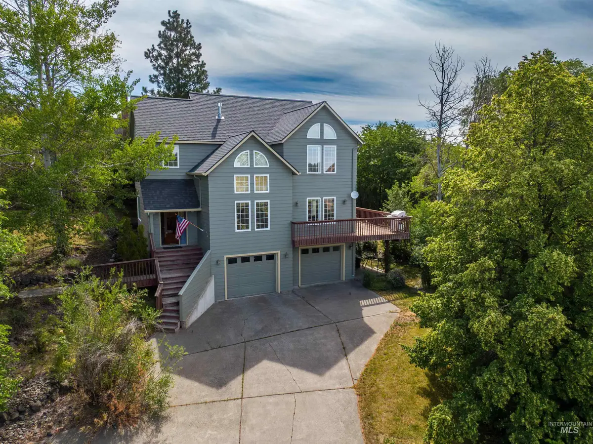 2135 Moser Street, Moscow, ID 83843 - #1