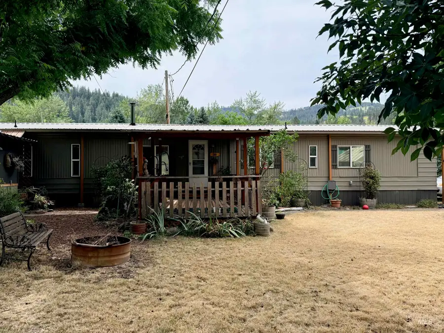 209 E Court Street, Peck, ID 83545 - #2