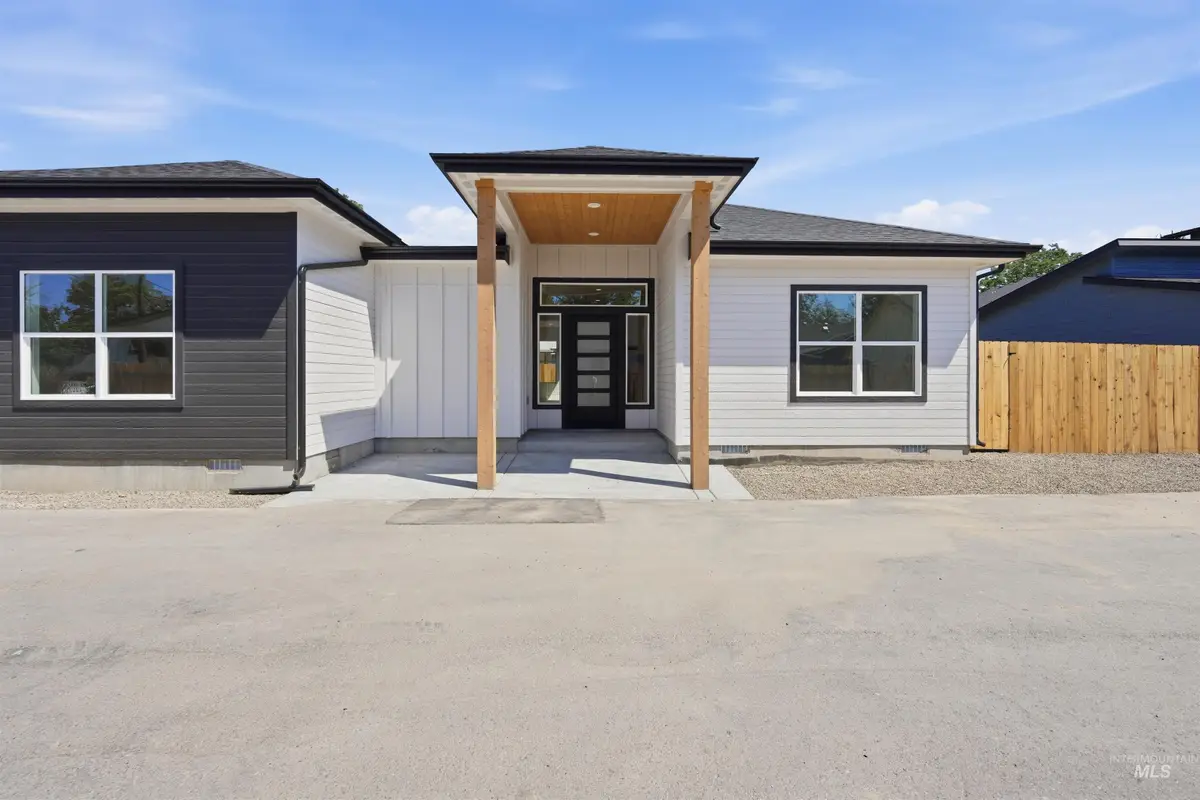 914 S Roosevelt St, Boise, ID 83705 - #1