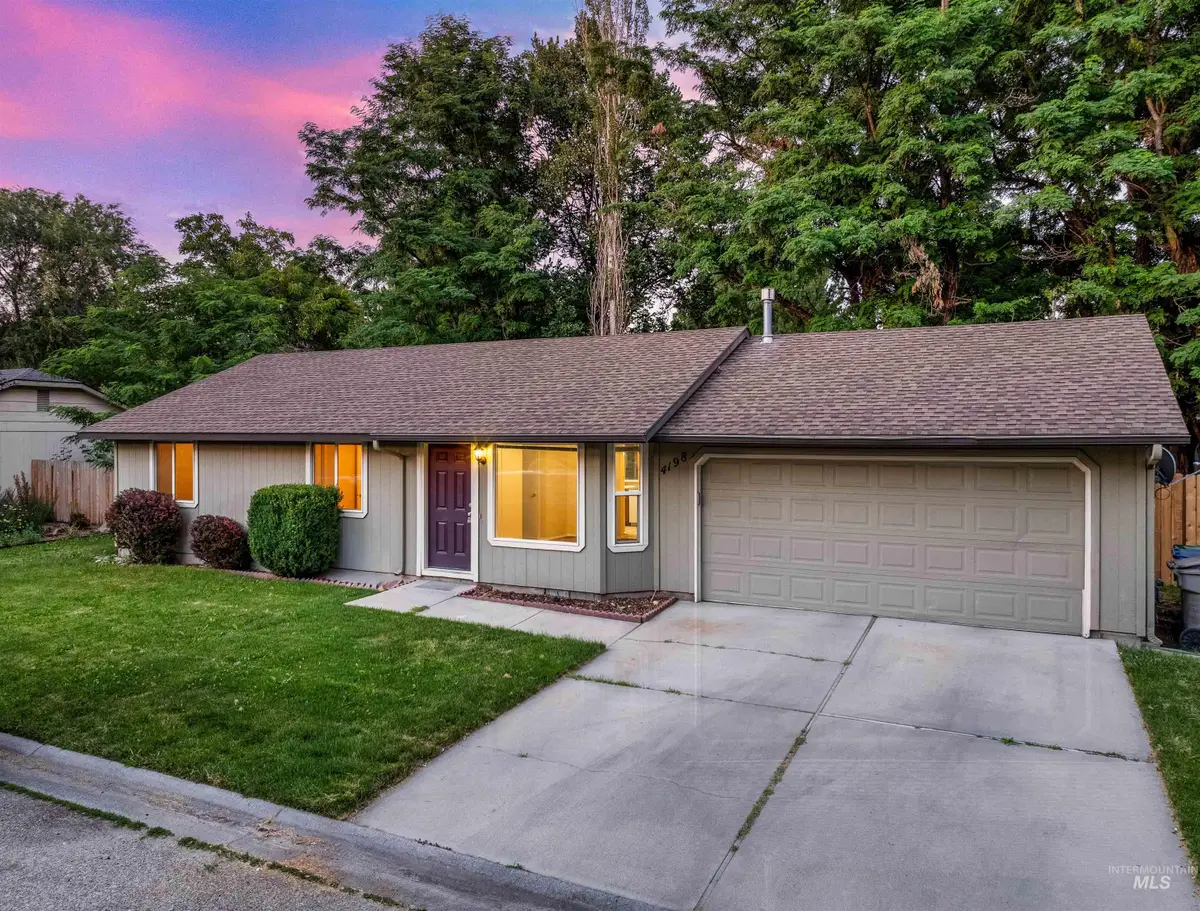 4198 N Azalea Ln, Boise, ID 83703 - #1