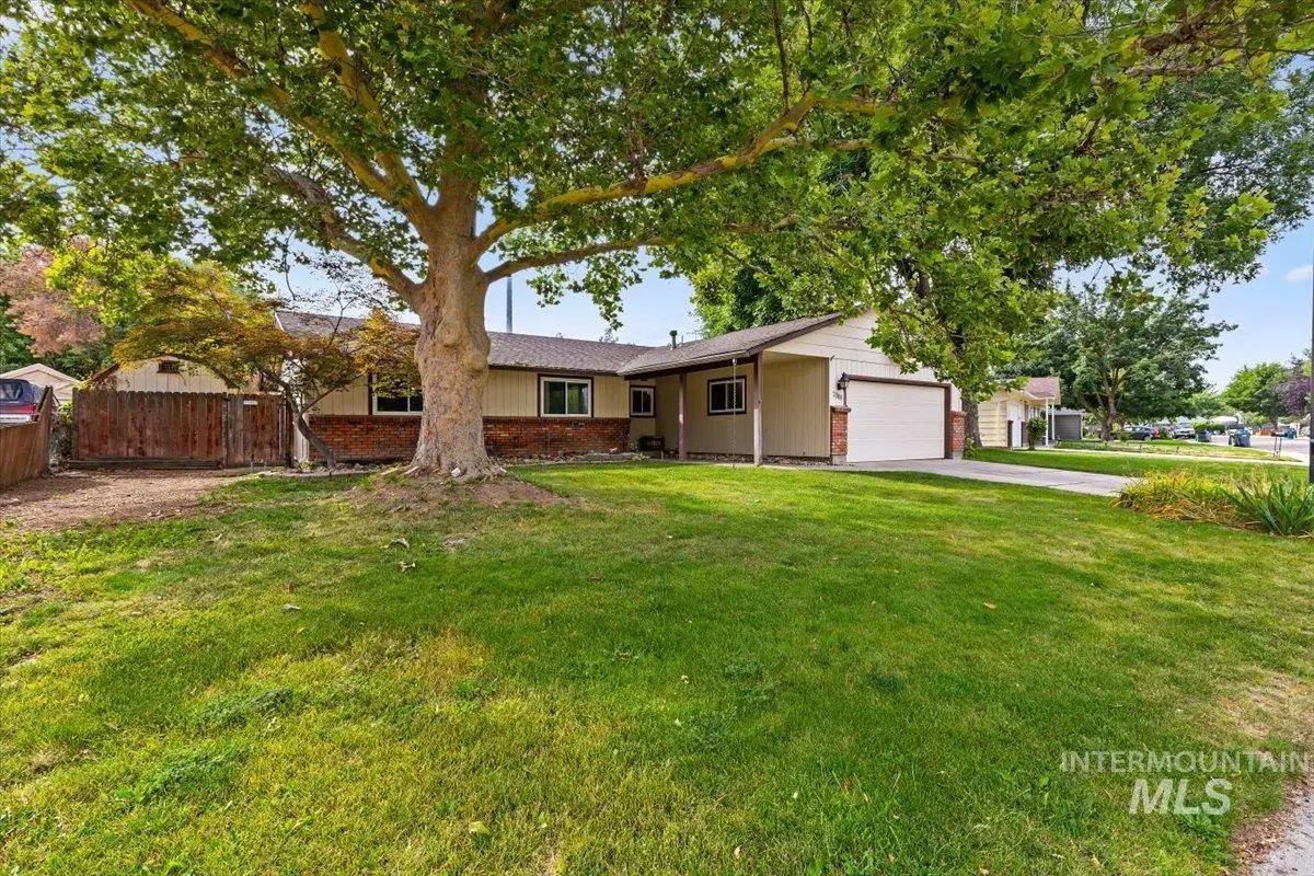 3388 N Buckboard Way, Boise, ID 83713 - #1