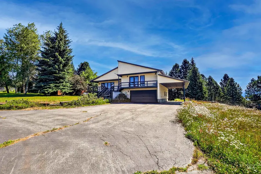 516 Skyline Dr, Cascade, ID 83611 - #2