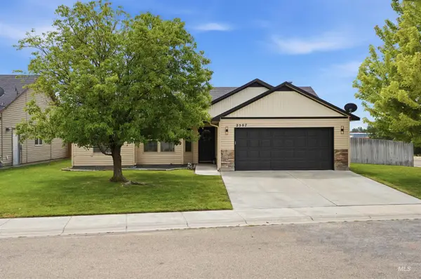 2507 E Carmel Ct, Nampa, ID 83687