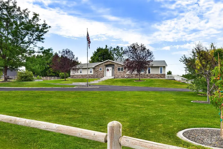 15604 Orchard Ave, Caldwell, ID 83607 - #3