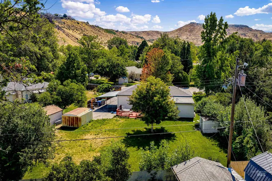 611 N Riverview Dr, Boise, ID 83712 - #3