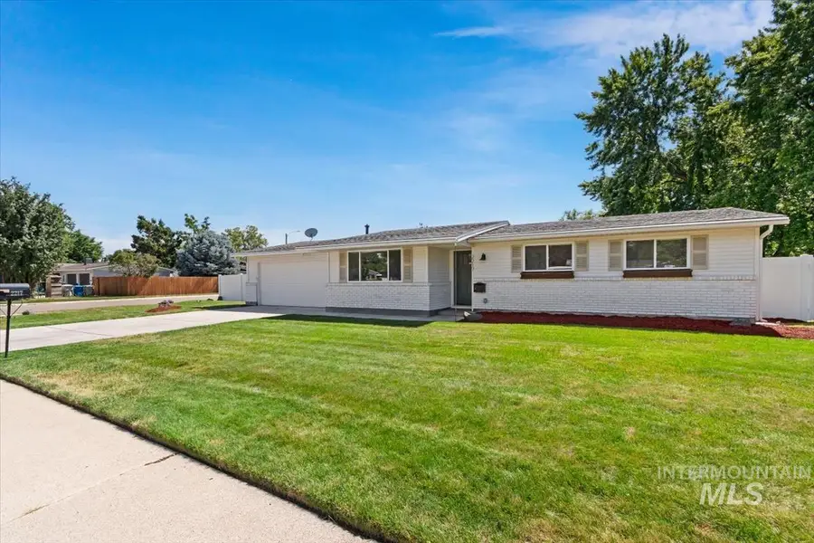 2217 N Middlefield Road, Boise, ID 83704 - #3