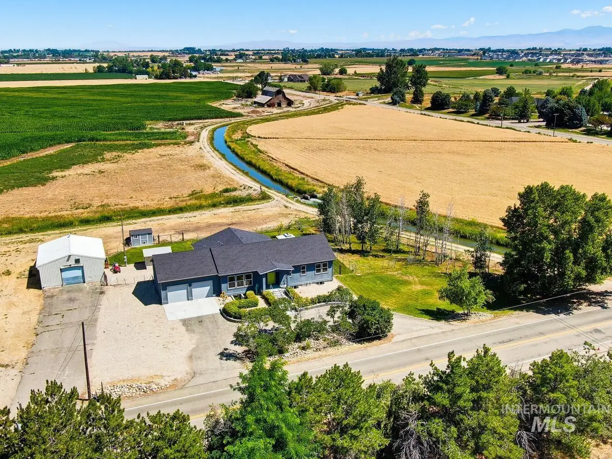 4950 W Columbia Rd, Nampa, ID 83687 - #1