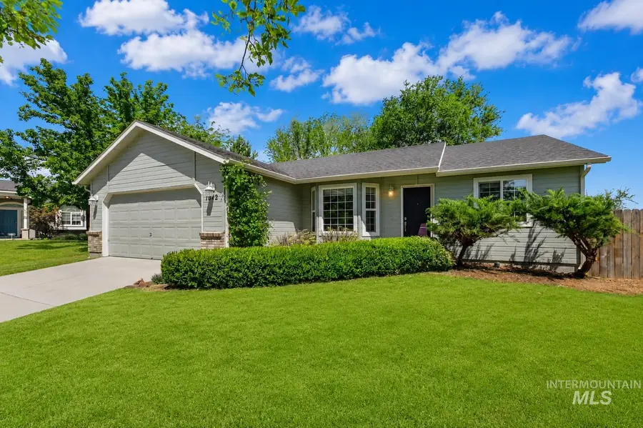 1042 N Stonehenge Way, Meridian, ID 83642 - #2