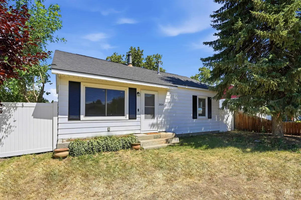 2024 Hird Ave, Caldwell, ID 83605 - #1